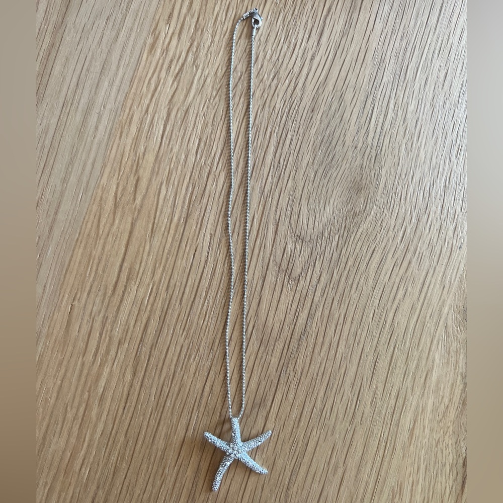 Silver starfish necklace